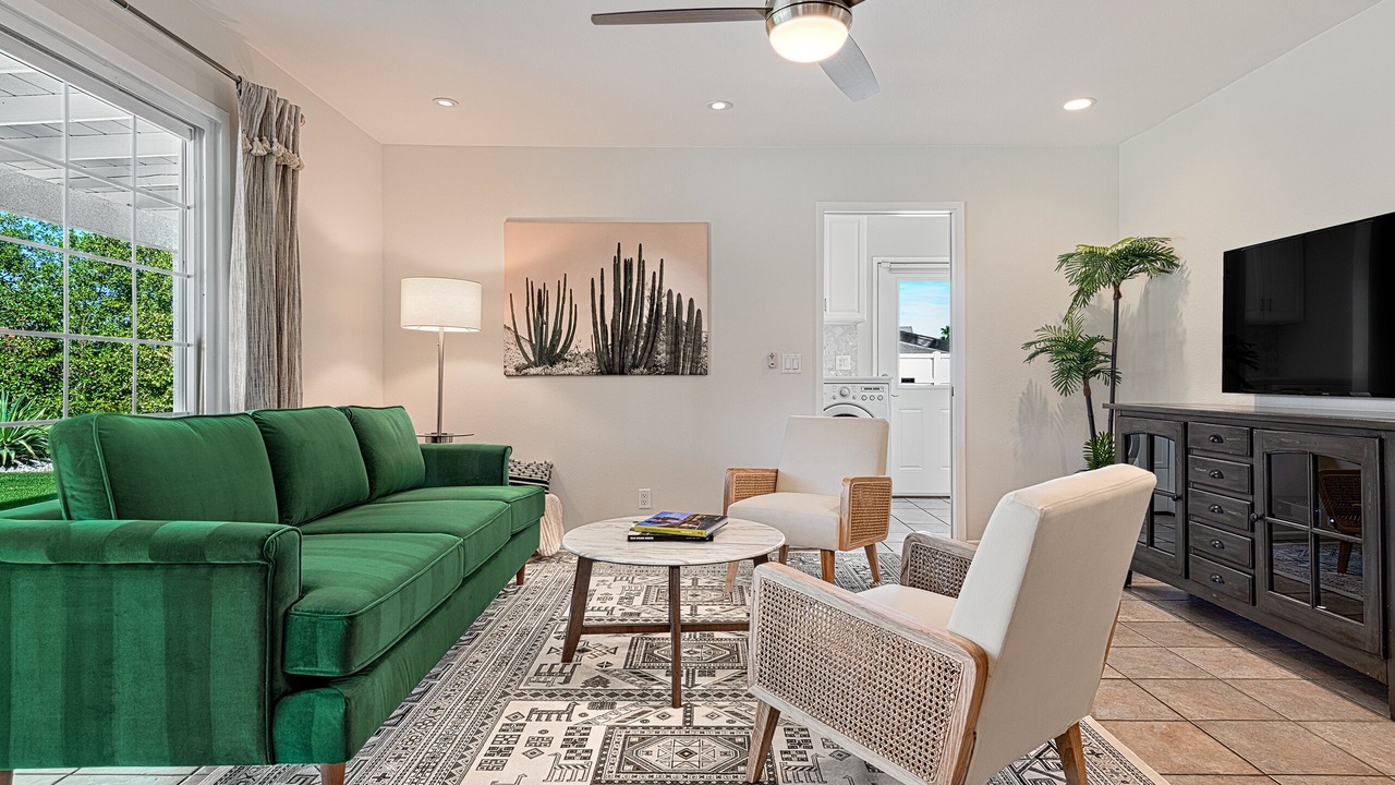 Photo of Livingroom in Palm Desert