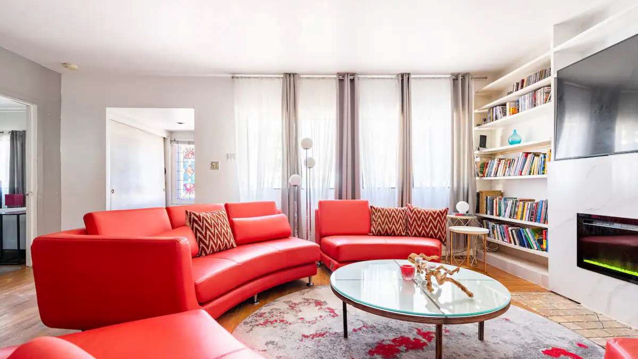 Photo of Livingroom in Melrose