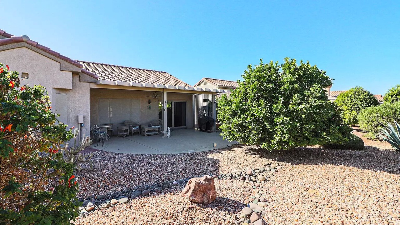 Photo of Outdoor in Desert Breeze