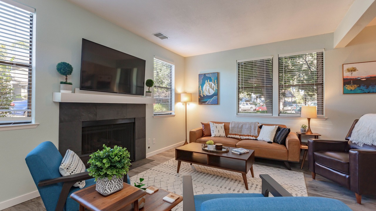 Photo of Livingroom in Old Town Historic District