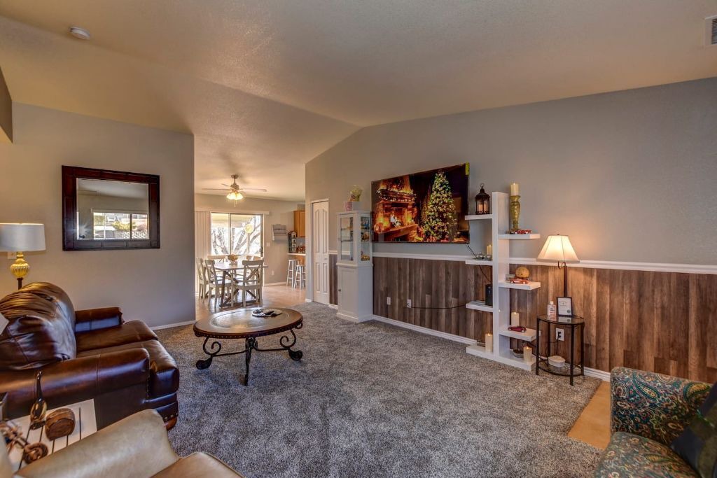 Photo of Livingroom in Prescott Valley