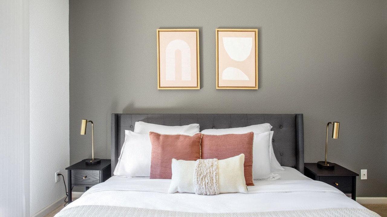 Photo of Bedroom in Central District