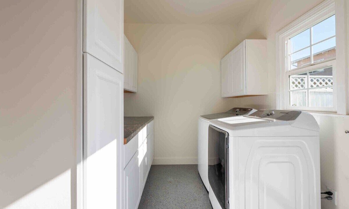Photo of Bedroom in Corona del Mar