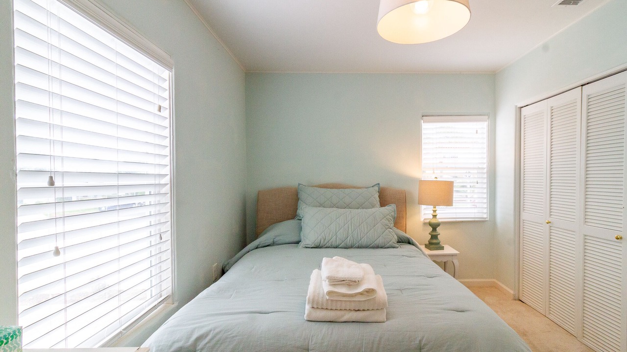 Photo of Bedroom in North Pacific Beach