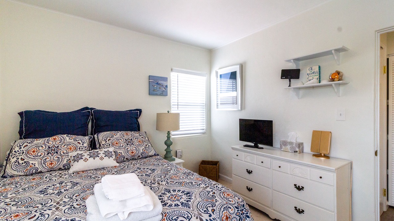 Photo of Bedroom in North Pacific Beach
