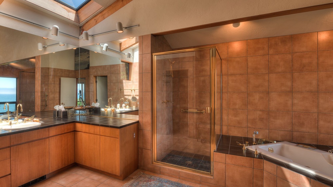 Photo of Bathroom in Stewarts Point