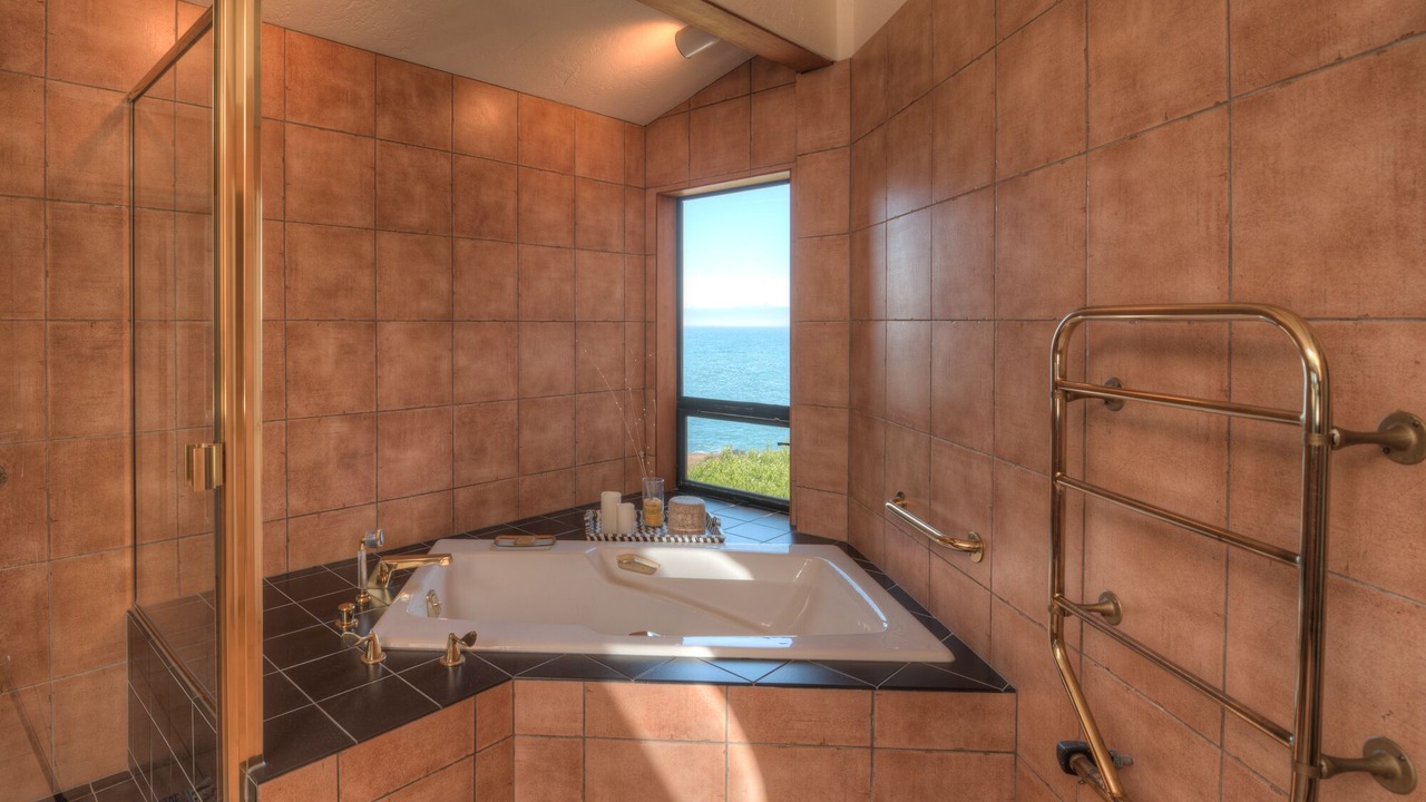 Photo of Bathroom in Stewarts Point