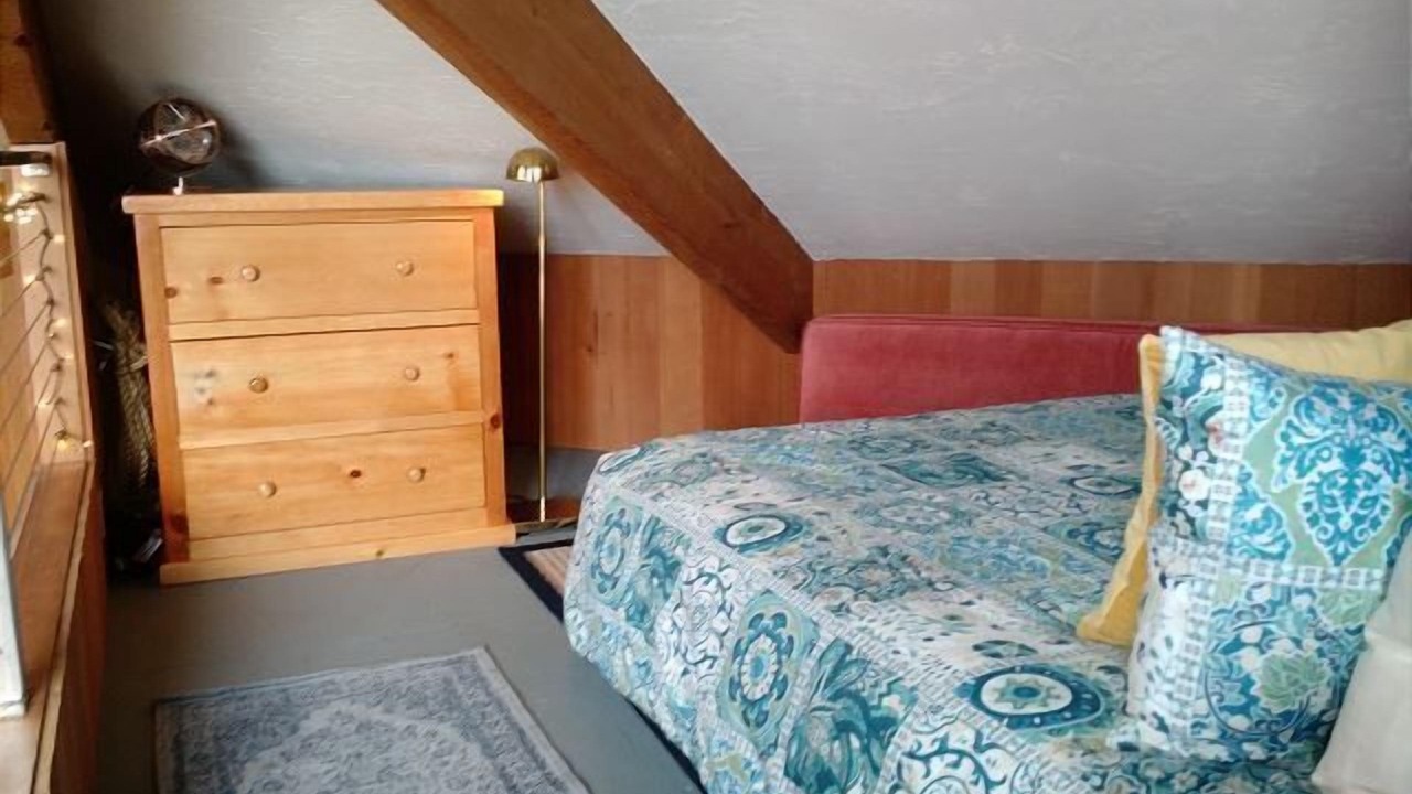 Photo of Bedroom in Stewarts Point