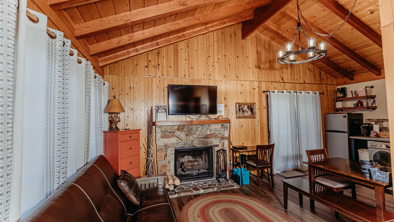 Photo of Livingroom in Upper Moonridge