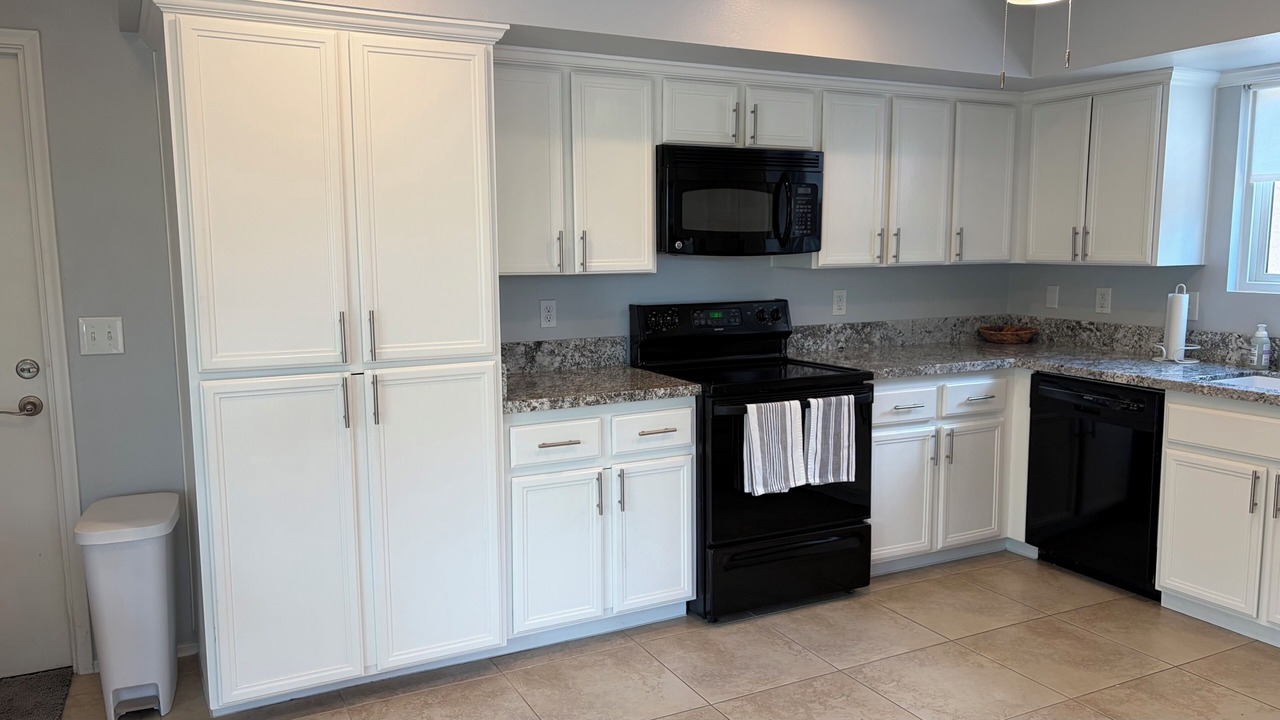 Photo of Kitchen in Cottonwood