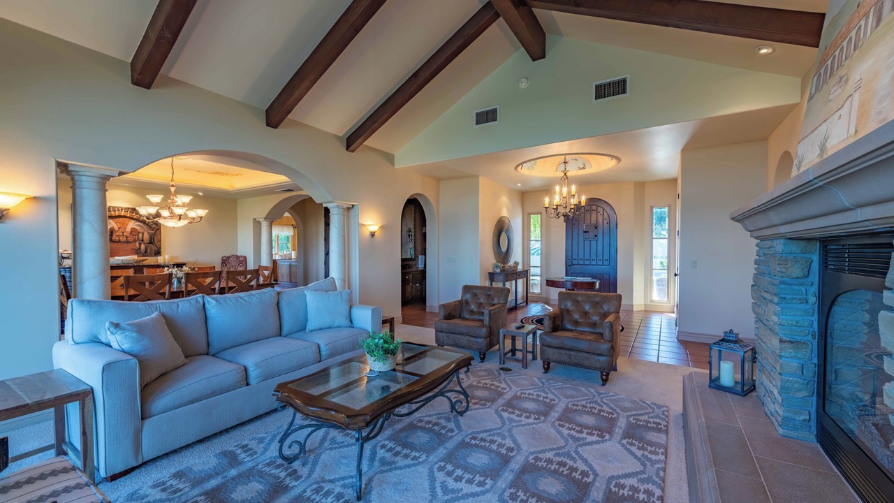 Photo of Livingroom in Paso Robles