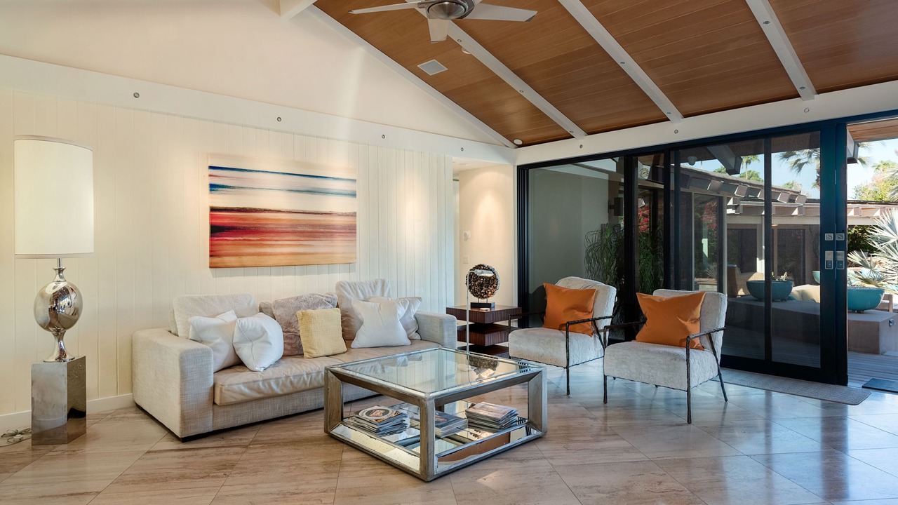 Photo of Livingroom in Palm Desert