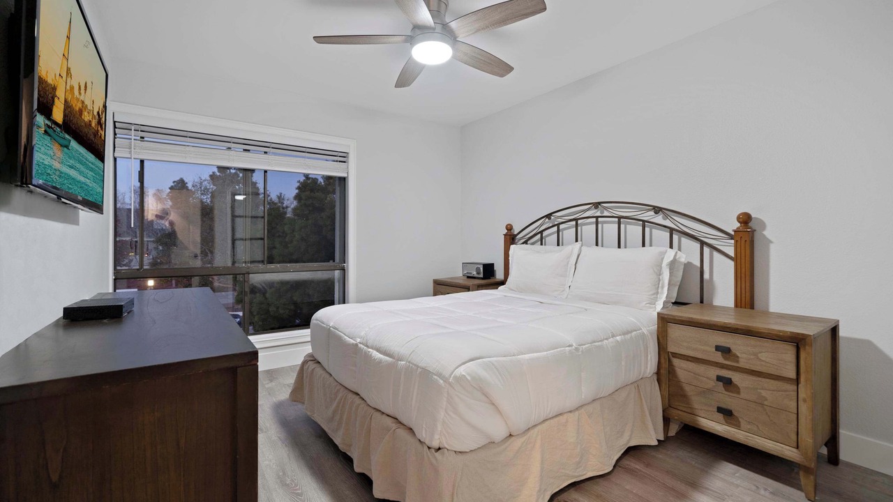 Photo of Bedroom in Santa Ana Heights