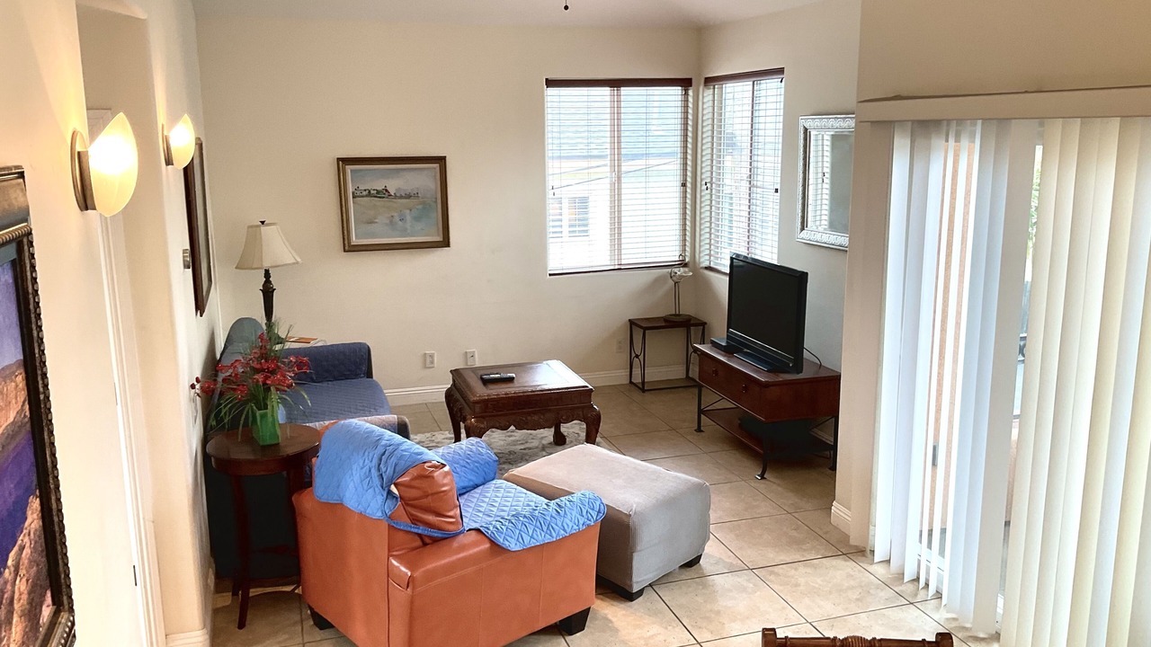 Photo of Livingroom in Carlsbad Village