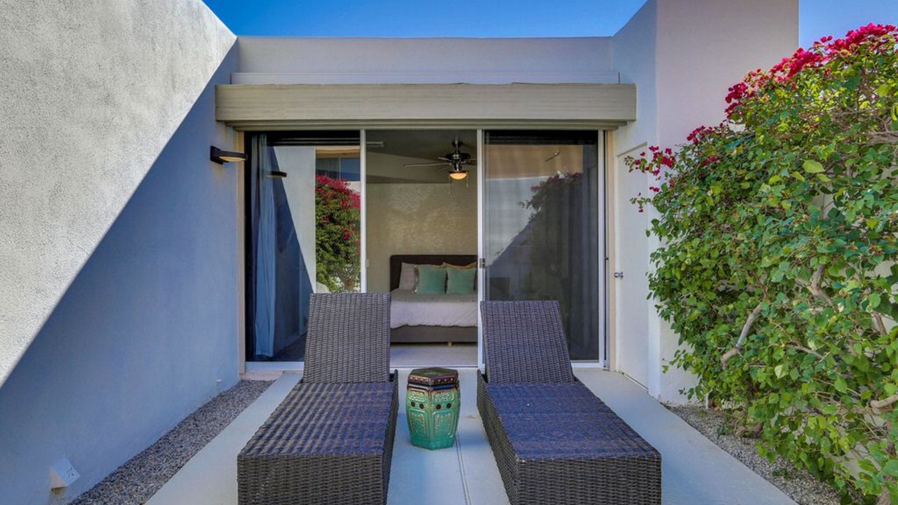 Photo of Patio Balcony in Chino Canyon
