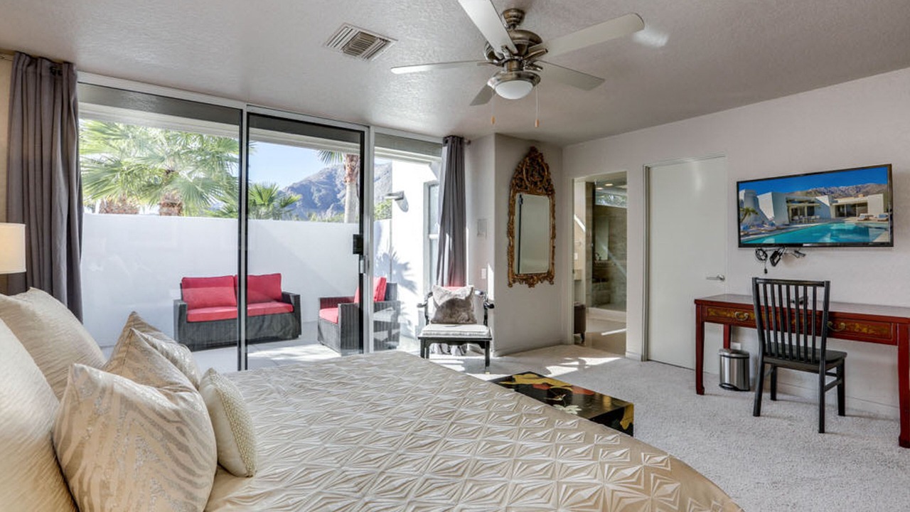Photo of Bedroom in Chino Canyon