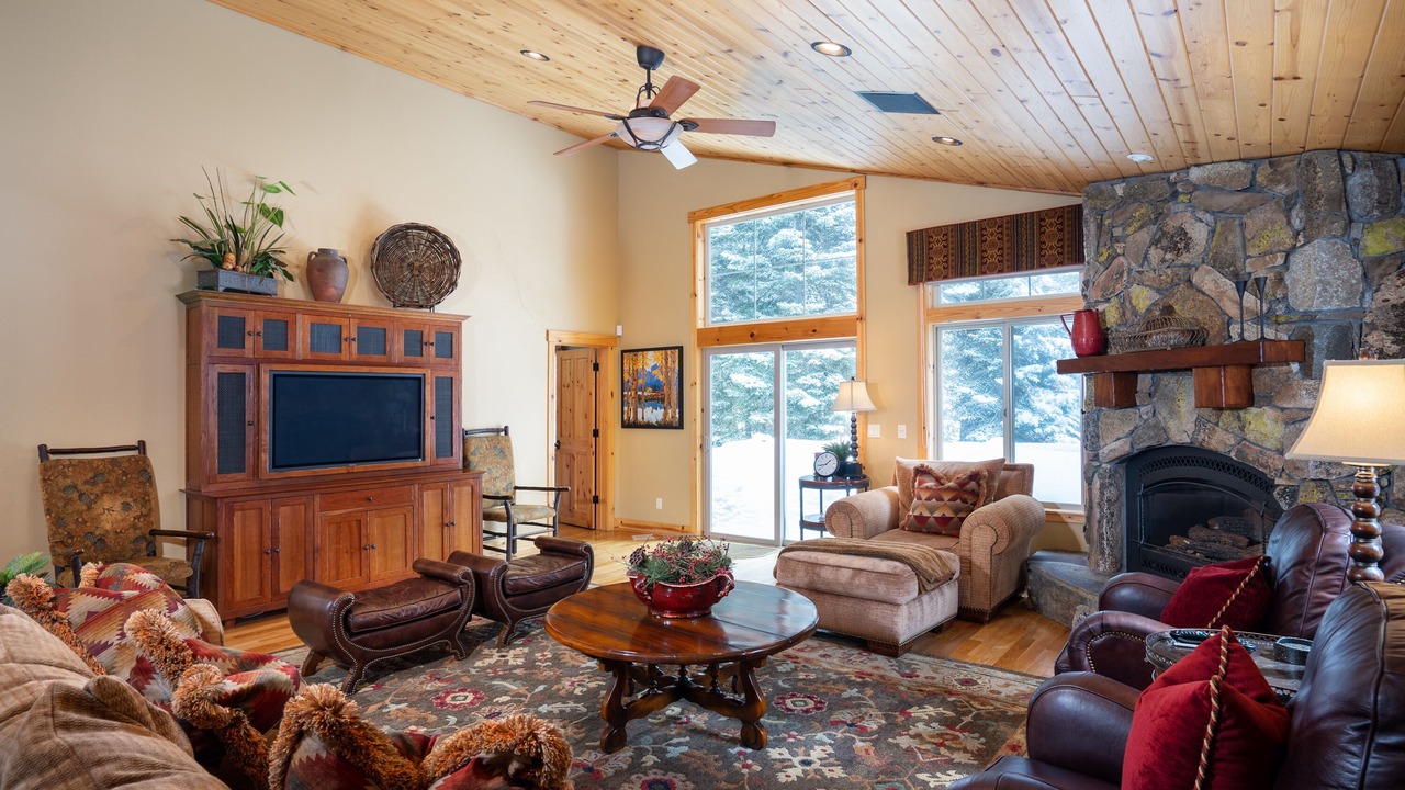 Photo of Livingroom in Truckee