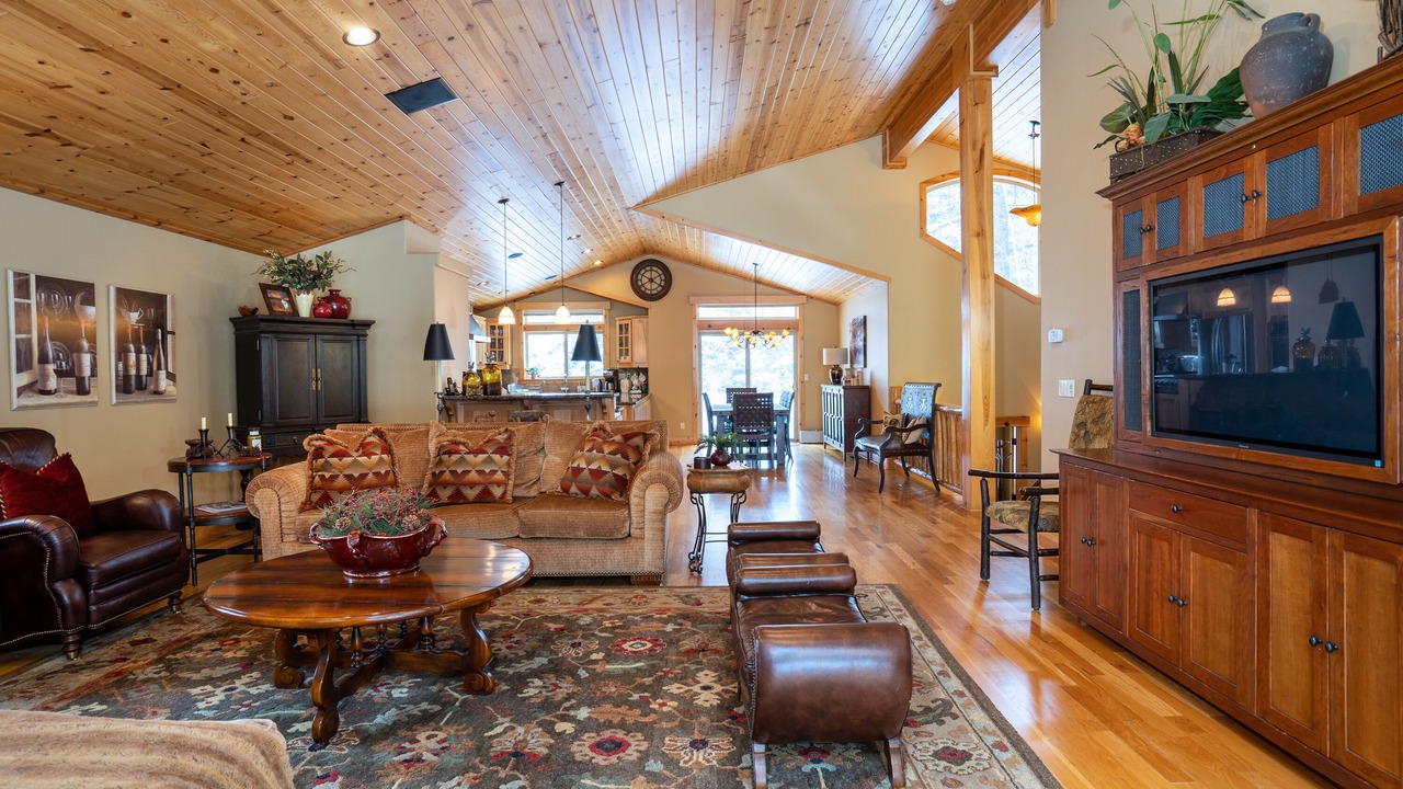 Photo of Livingroom in Truckee