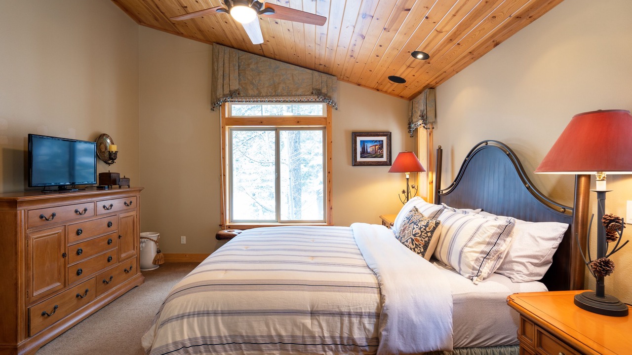 Photo of Bedroom in Truckee