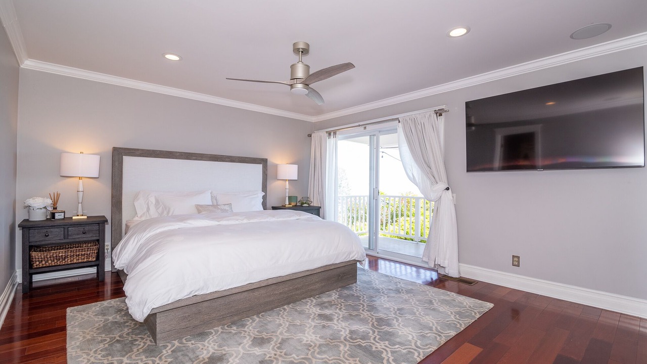 Photo of Bedroom in Arch Beach Heights