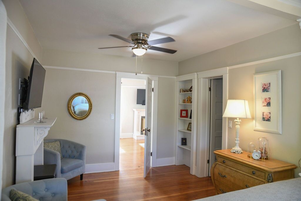 Photo of Bedroom in Nob Hill