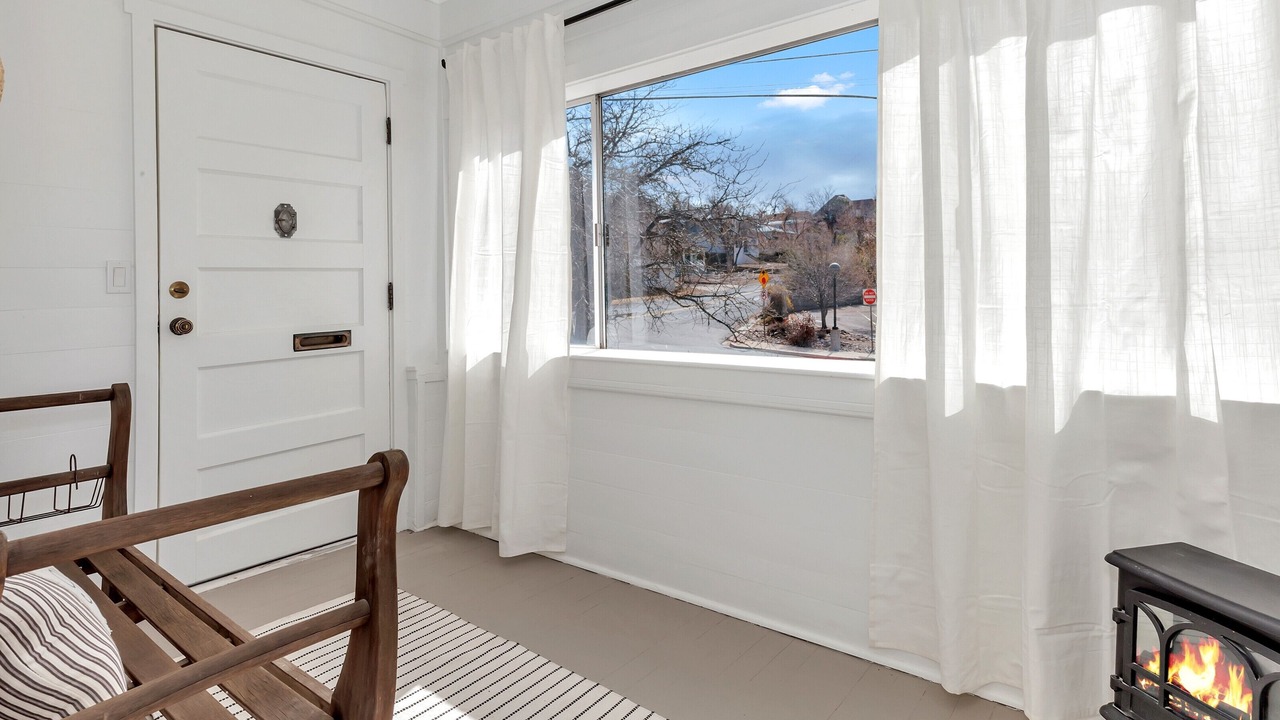 Photo of Bedroom in Nob Hill