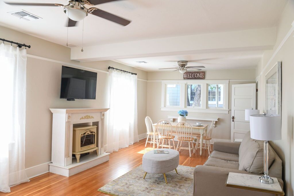 Photo of Bedroom in Nob Hill