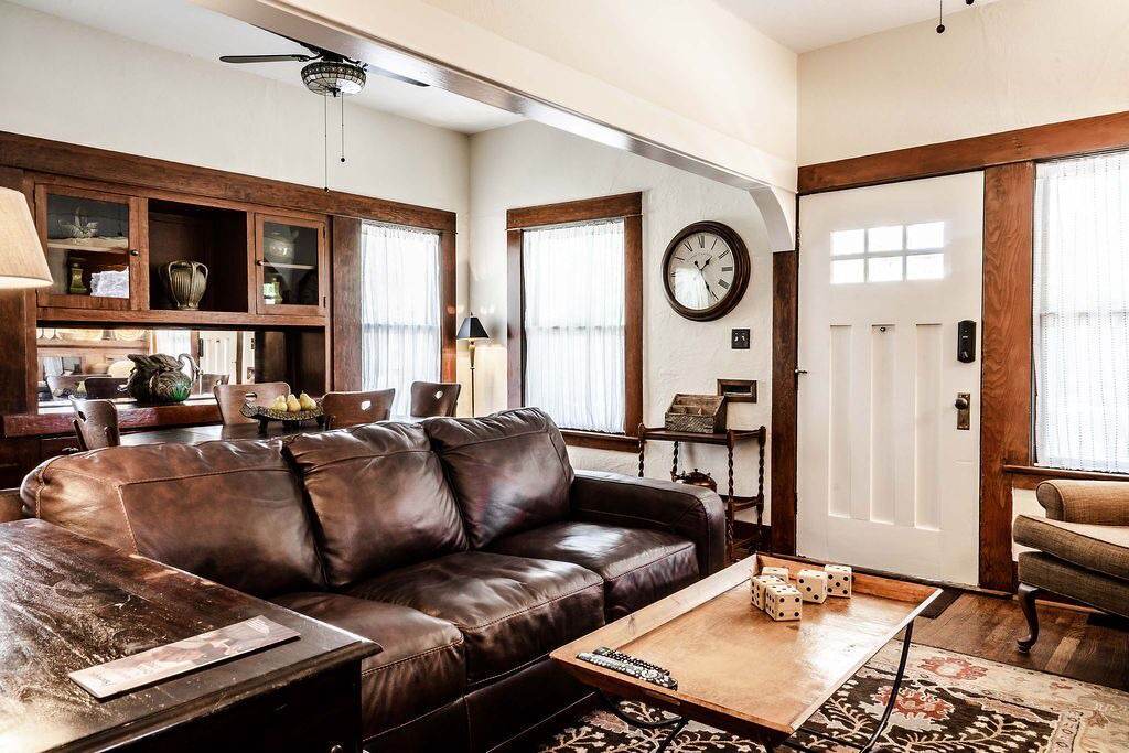 Photo of Livingroom in Nob Hill