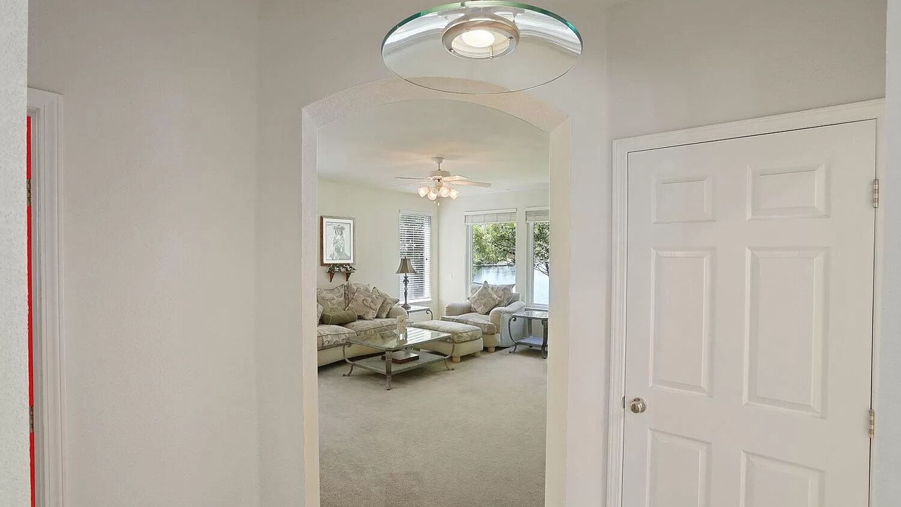 Photo of Livingroom in Spanos Park
