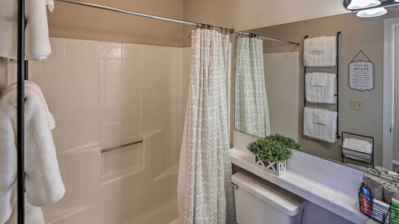 Photo of Bathroom in Bullhead City