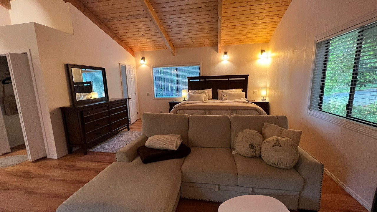 Photo of Bedroom in Anchor Bay