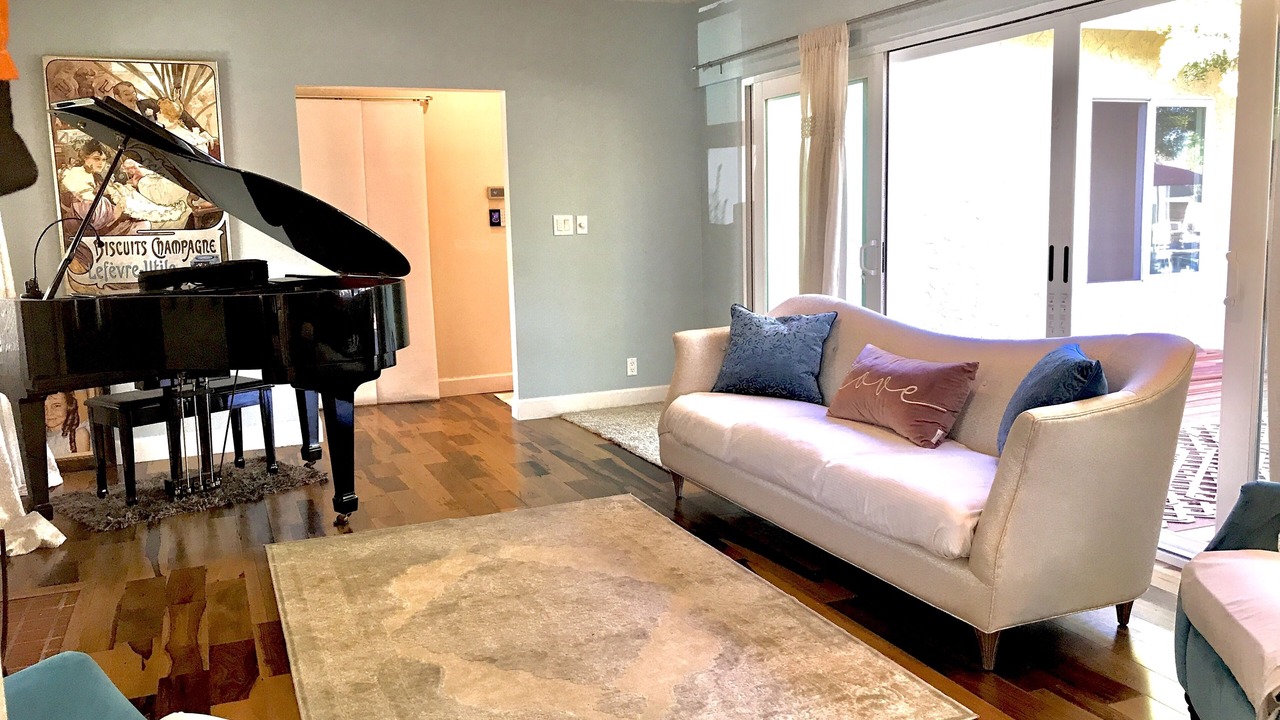 Photo of Bedroom in North Hollywood