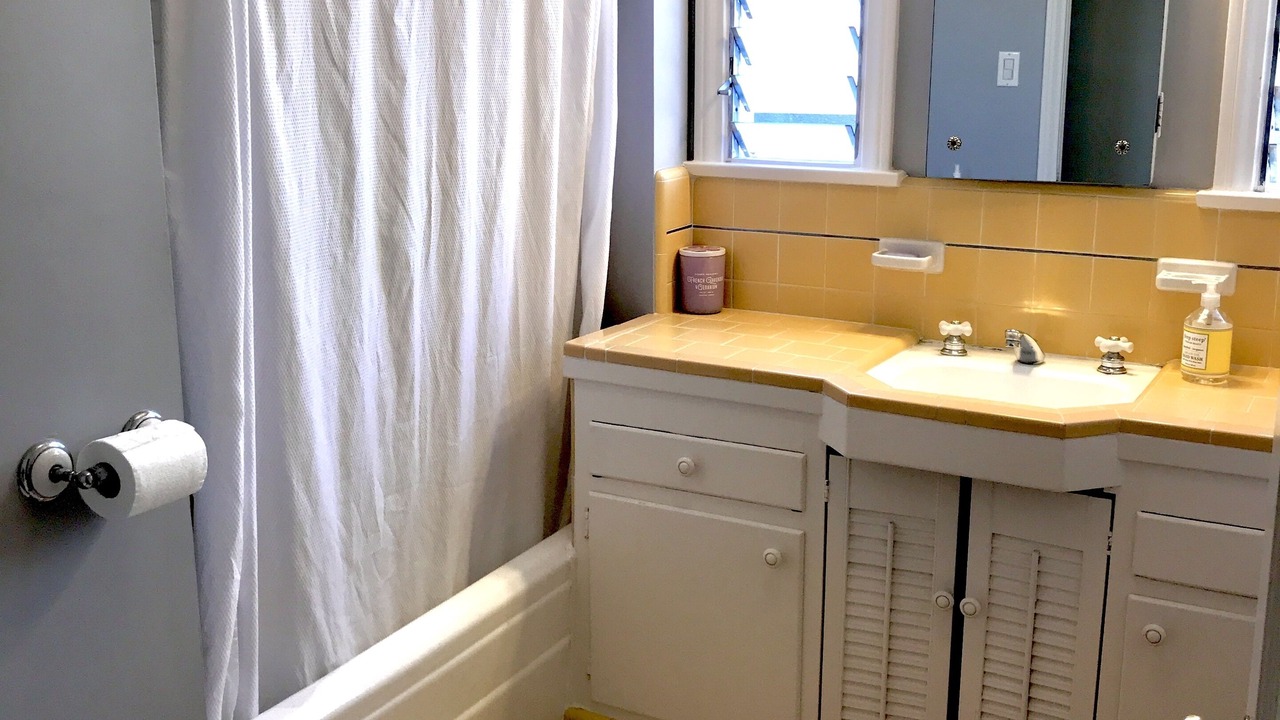 Photo of Bathroom in North Hollywood