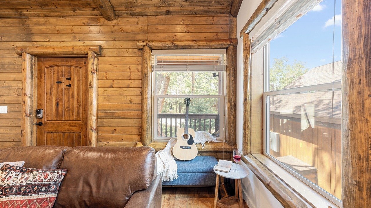 Photo of Bedroom in Big Bear Lake