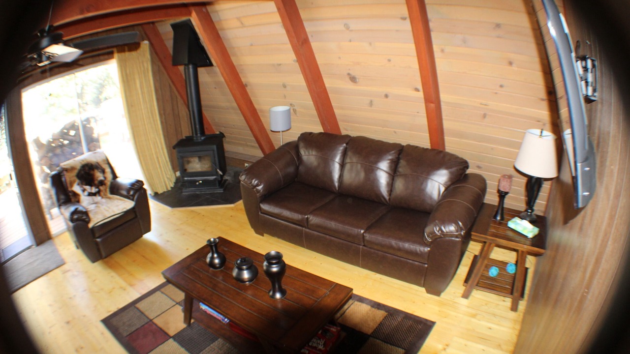 Photo of Livingroom in Pine Mountain Club