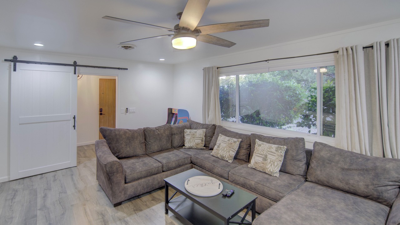Photo of Livingroom in Chico
