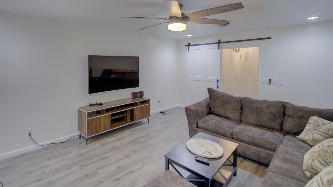 Photo of Livingroom in Chico