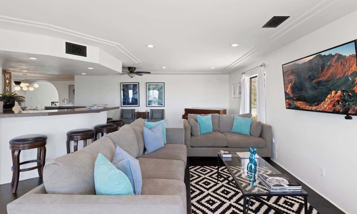 Photo of Livingroom in Chino Canyon