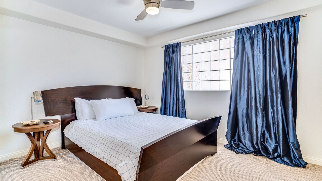 Photo of Bedroom in Pacific Beach