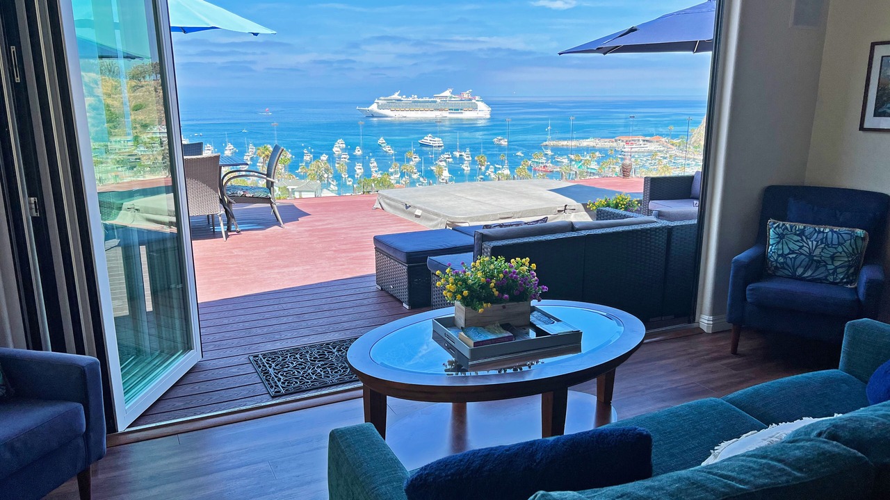 Photo of Outdoor in Avalon