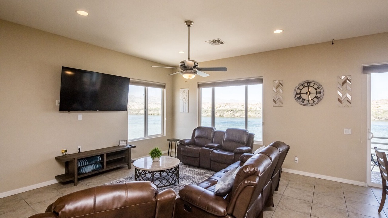 Photo of Livingroom in Bullhead City