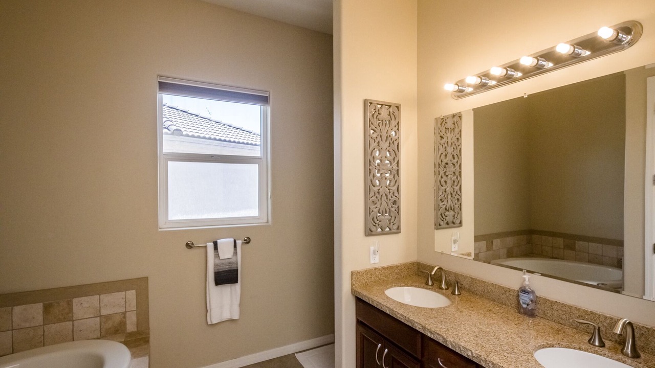 Photo of Bathroom in Bullhead City