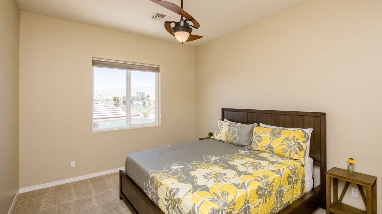 Photo of Bedroom in Bullhead City
