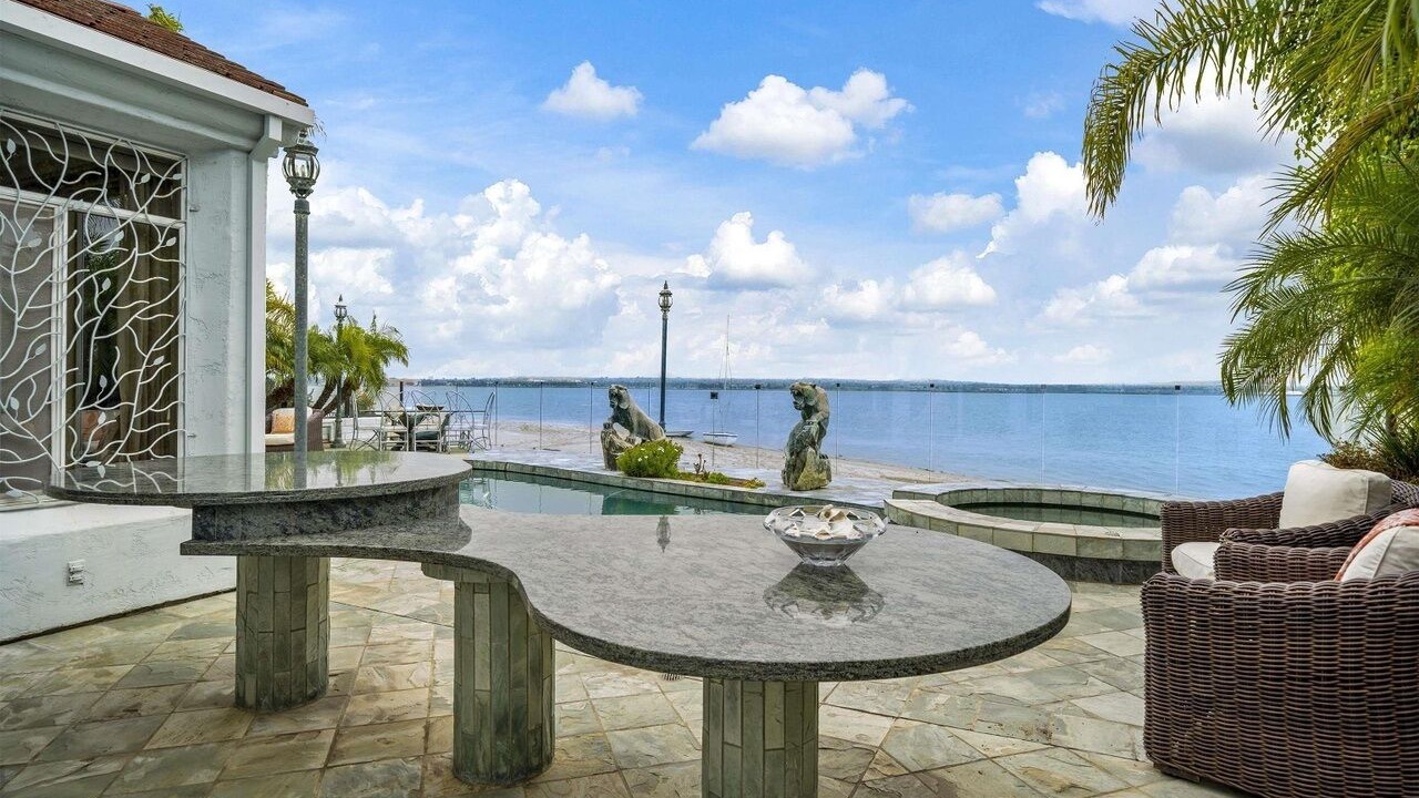 Photo of Patio Balcony in Coronado Cays