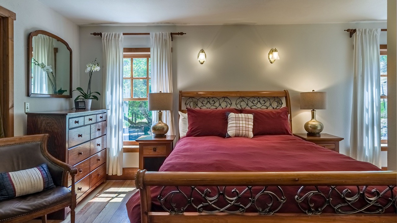 Photo of Bedroom in Downieville