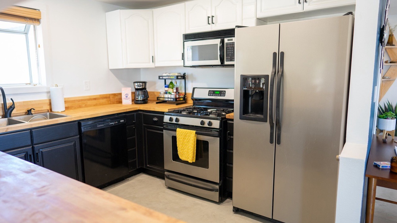 Photo of Kitchen in Yucca Valley