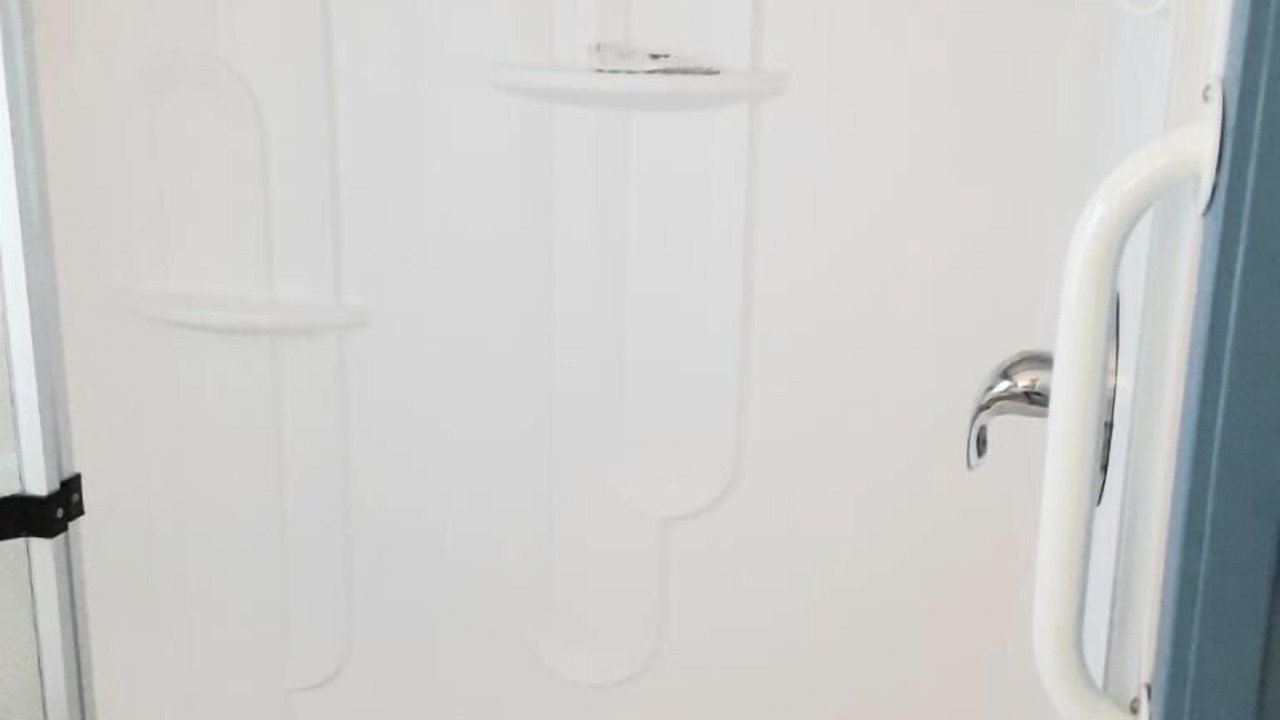 Photo of Bathroom in Happy Trails