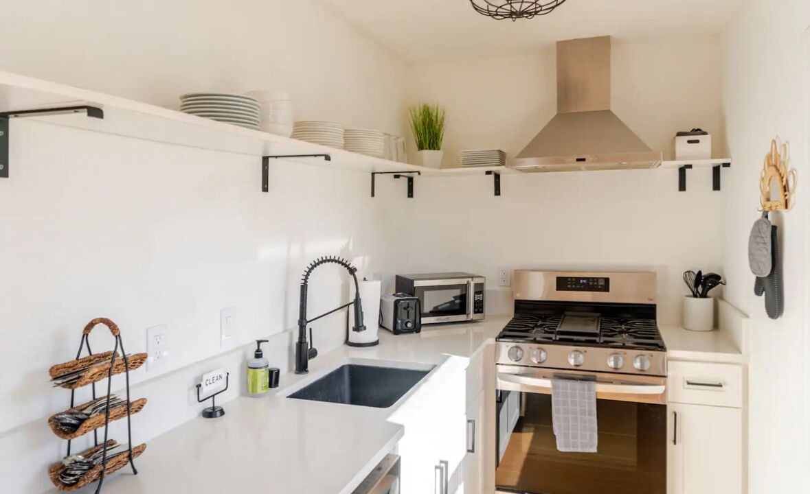 Photo of Kitchen in Pierpont Bay