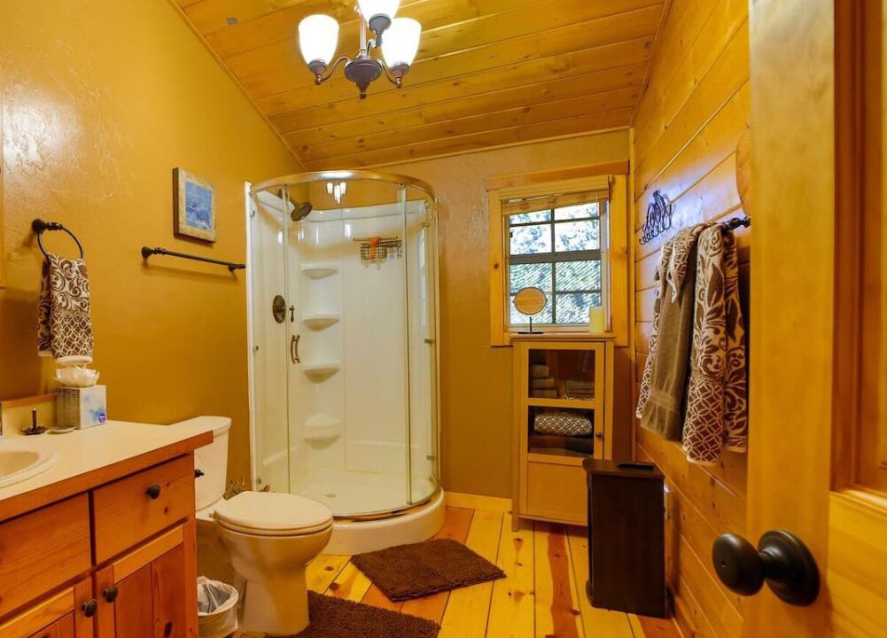 Photo of Bathroom in Williamson