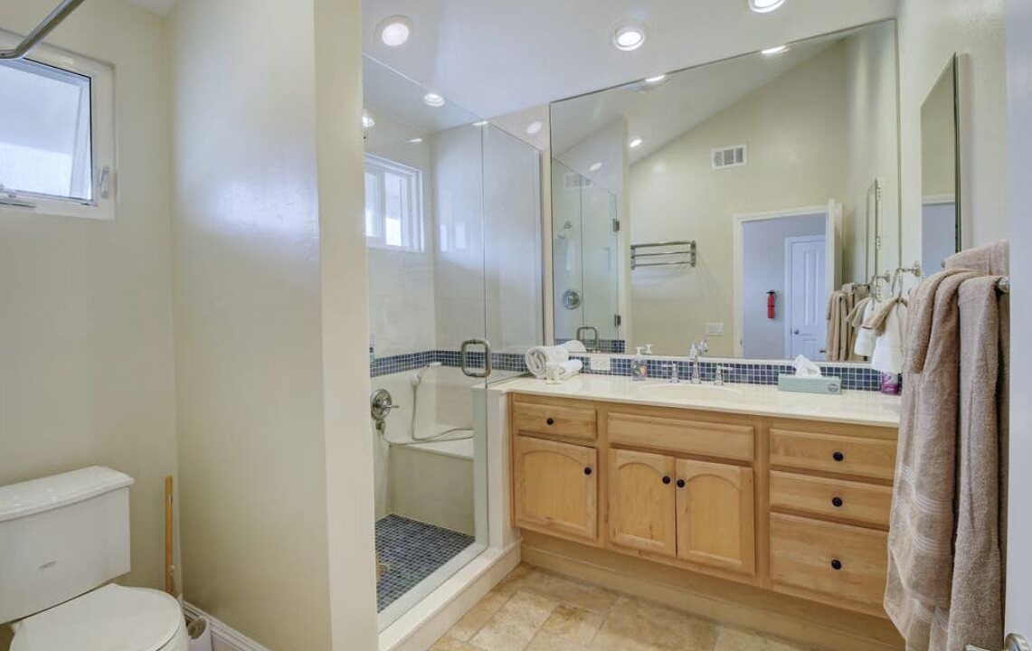 Photo of Bathroom in South Oceanside